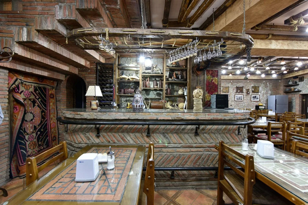Irmeni Hotel