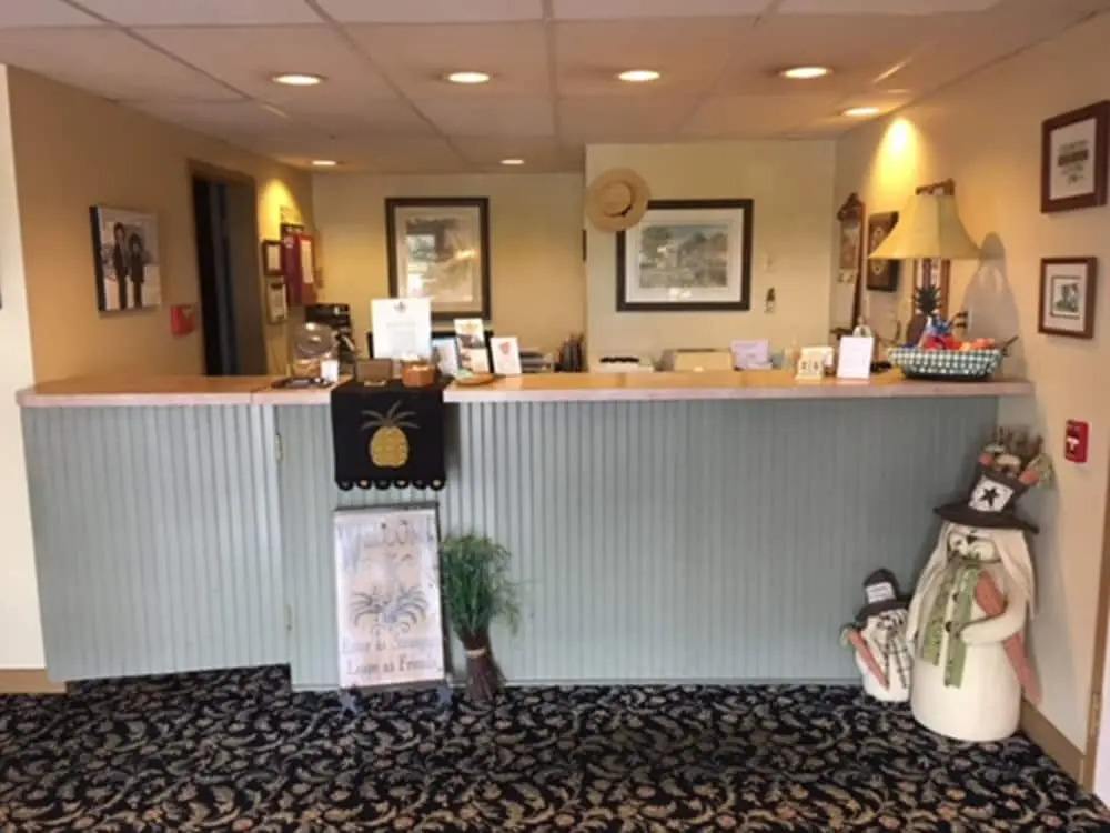 Country Living Inn