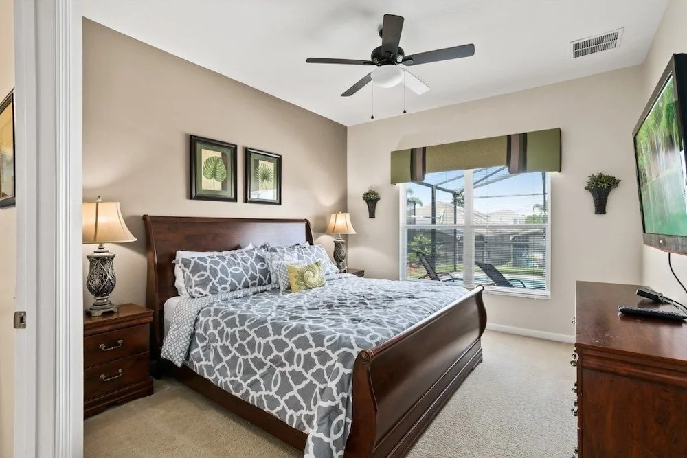 4 bed Single Level Home in Windsor Palms Sleeps 8