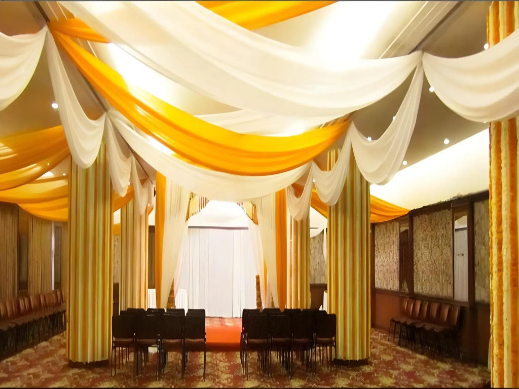Hotel Rang Sharda