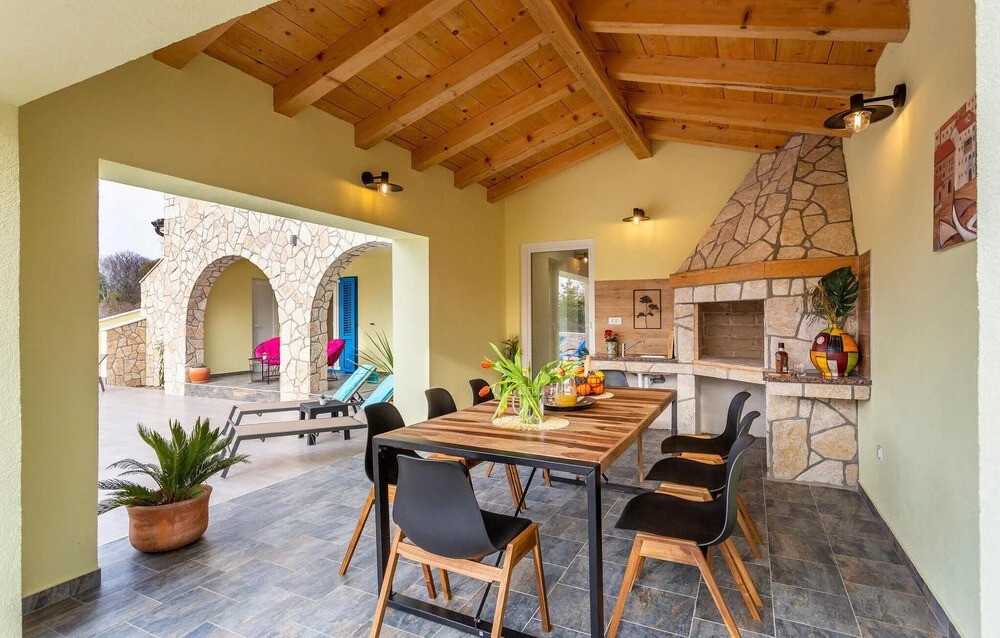 Amazing Home In Dobrinj