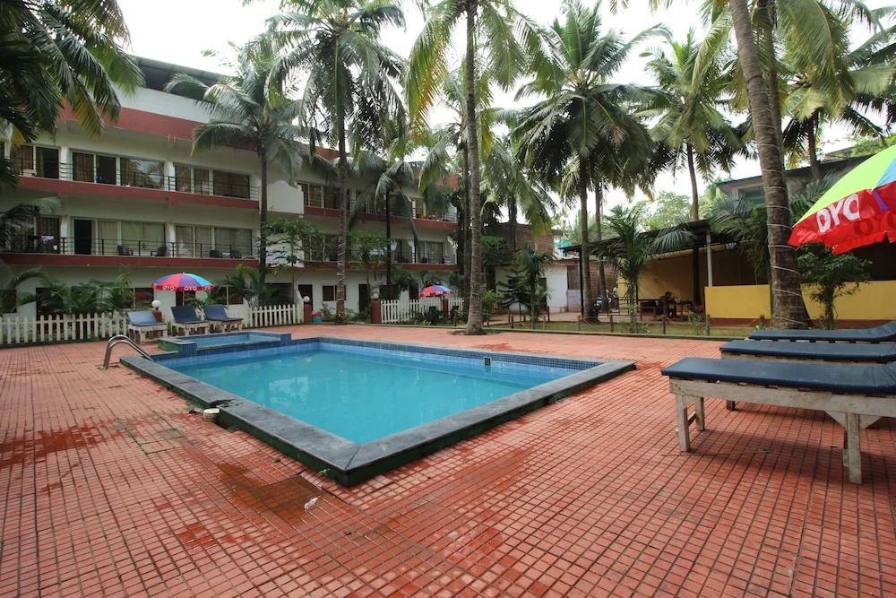 Morjim Grand Inn Resort