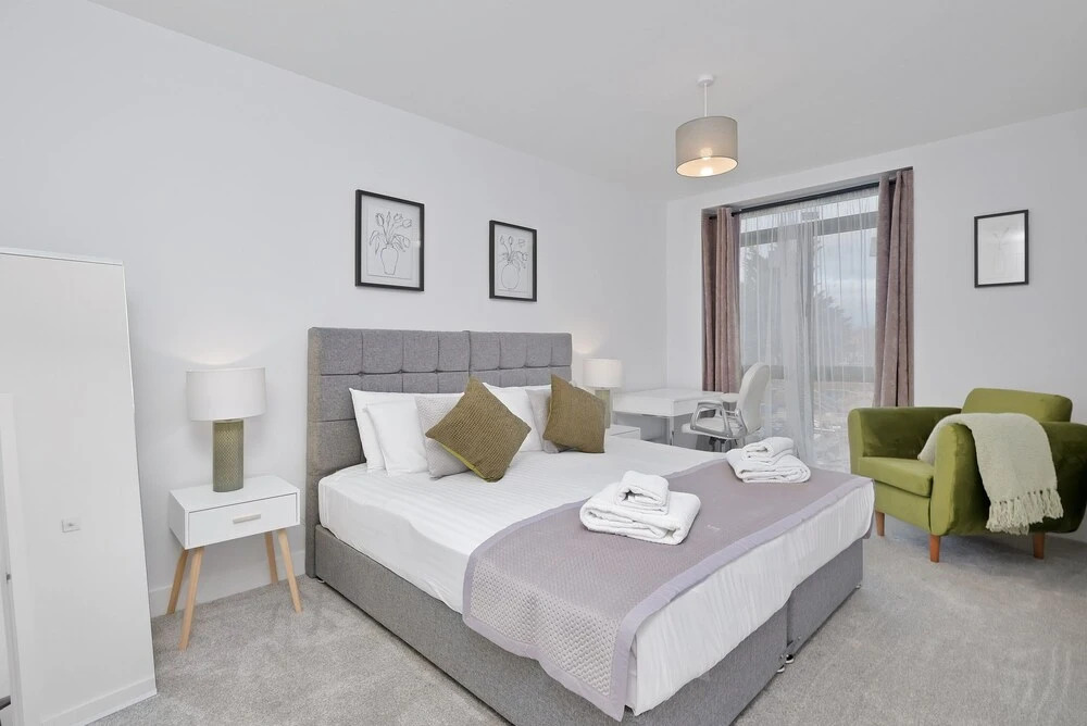 Belmore 1 & 2 Bedroom Luxury Apartment