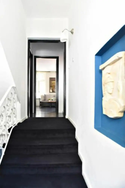 Antisthenes Apartments