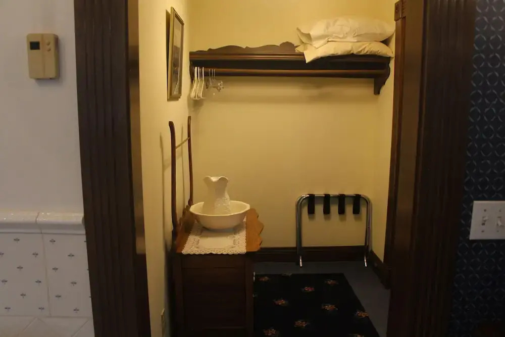 Apple Crest Inn