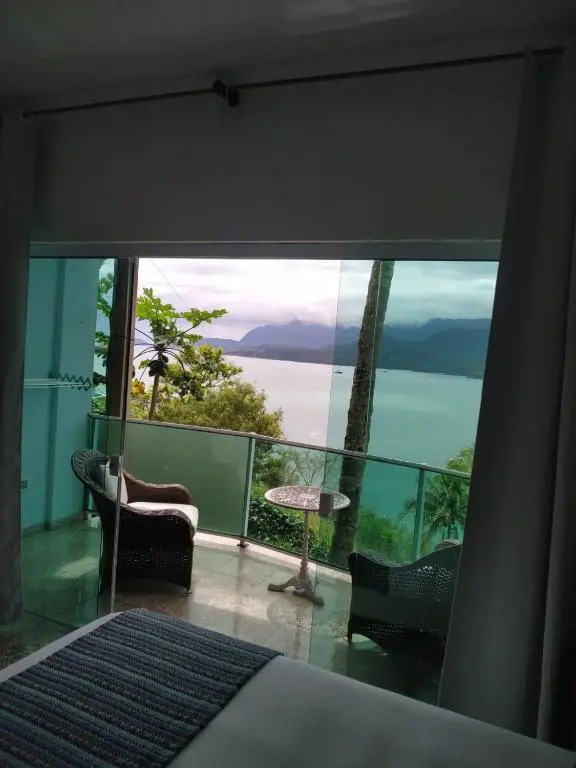 Suites na Casa da Praia