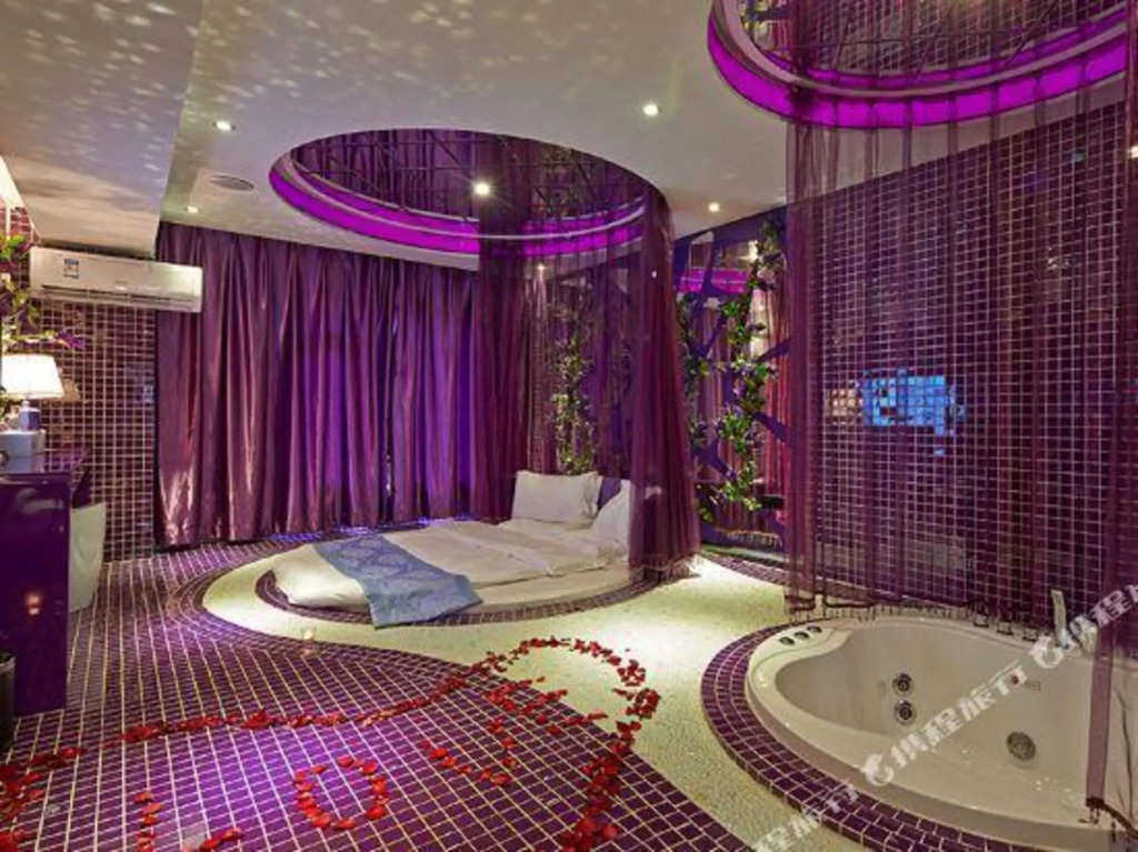 Wan'ai Love Theme Hotel (Guangzhou Conghua)
