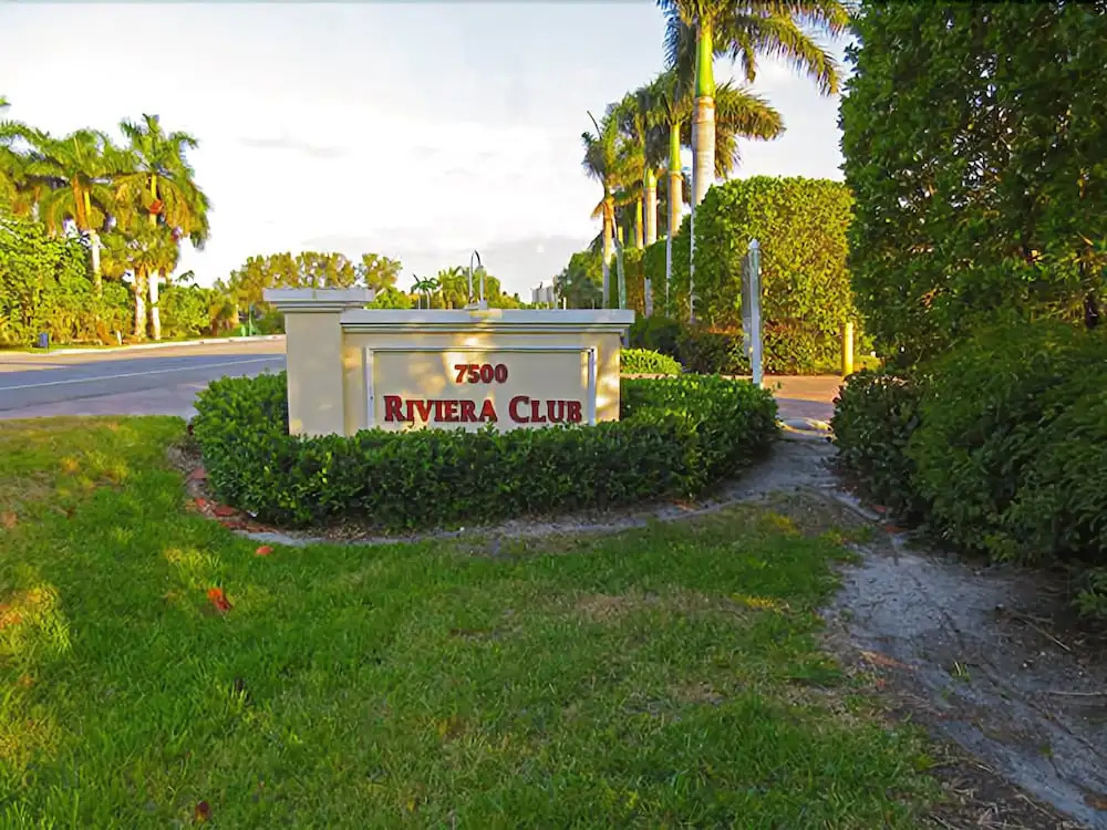 Riviera Club #904 by RedAwning