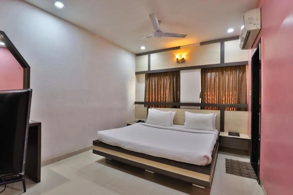 Hotel Merit