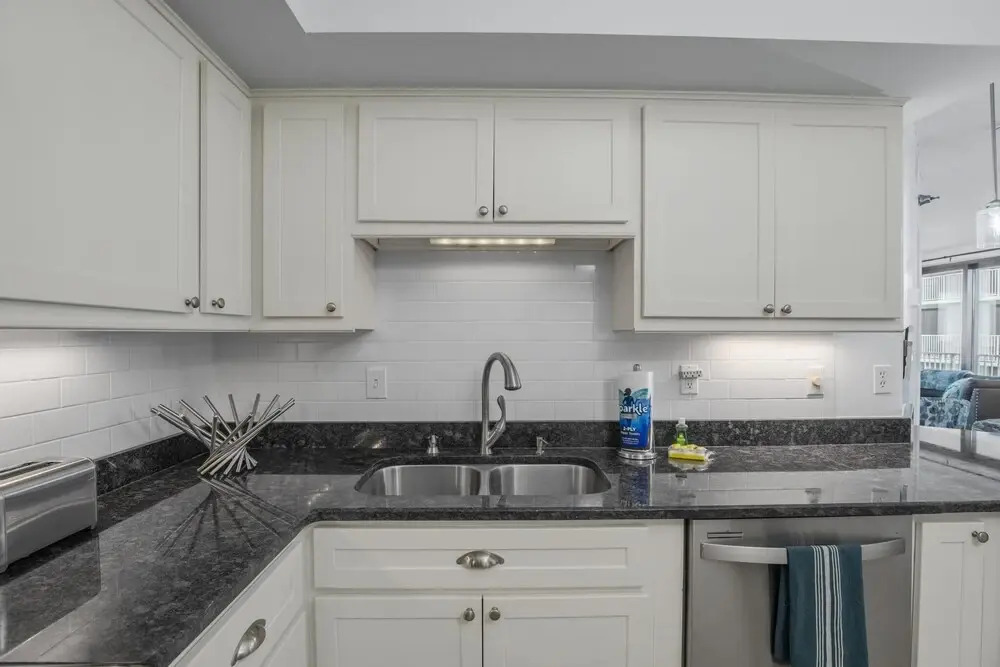 Pelican Pointe 506