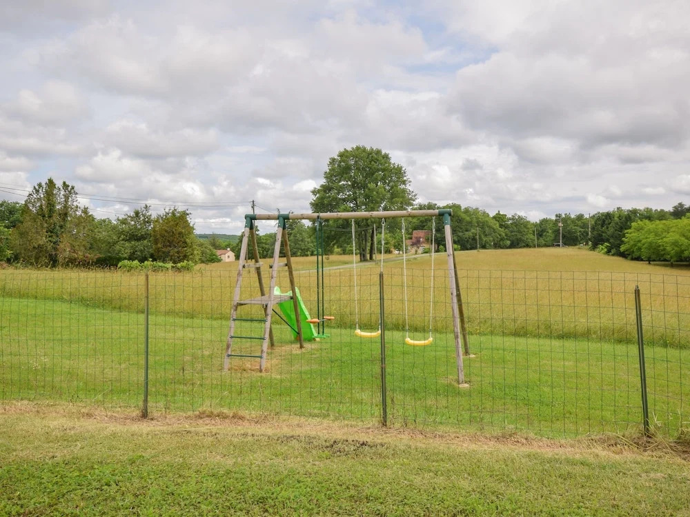 Spacious and Beautifully Situated Gite With Large Pool and Lots of Privacy