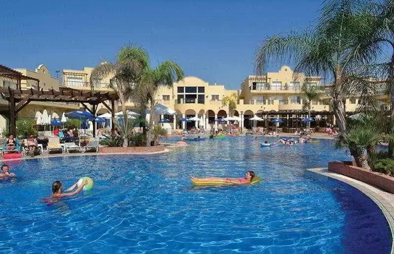 Apartments Pafian Park Holiday Village