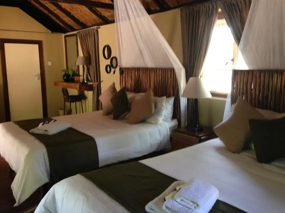 Phokoje Bush Lodge