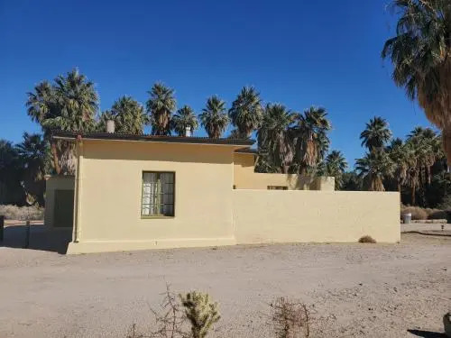 29 Palms Inn