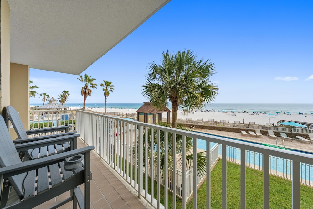 Romar Place 202