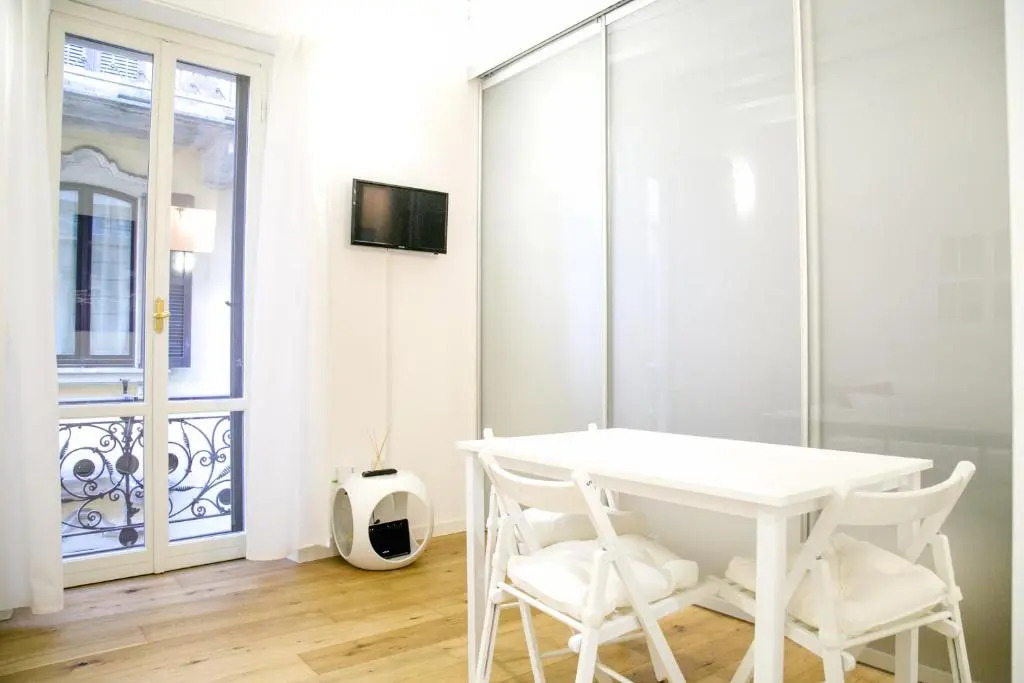 Amazing, New & Fully Furnished Studio in Duomo