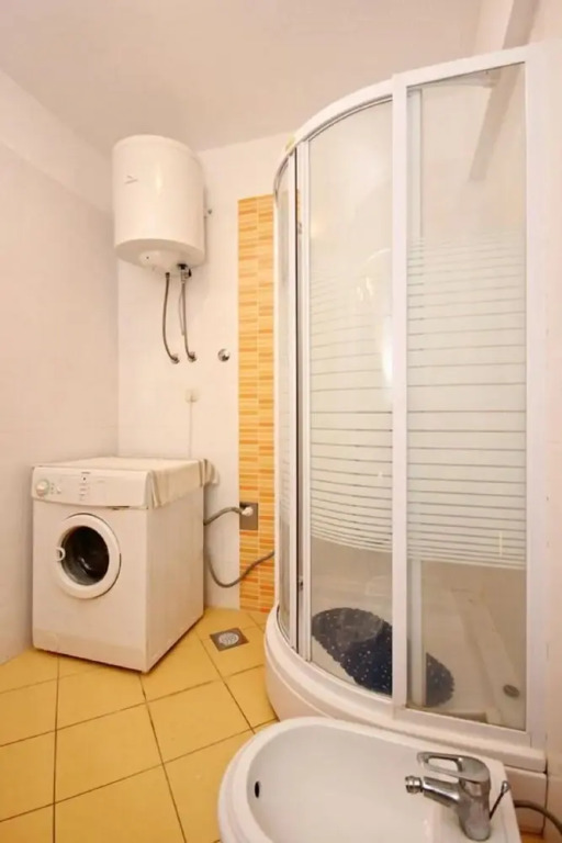 Ljube - Quiet Location & Close to the Beach - A4