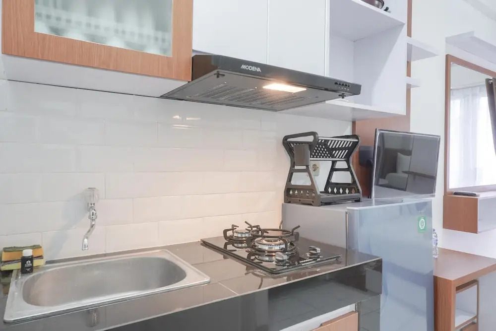 Comfort Studio At Sky View Apartment
