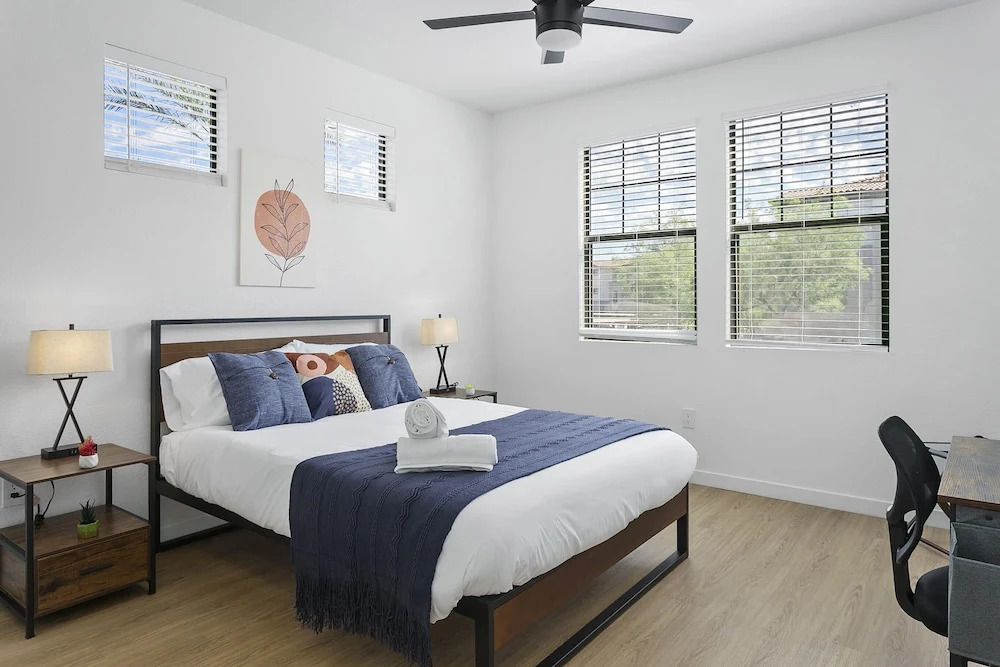 TWO Glendale CozySuites with Pool 2 & 9