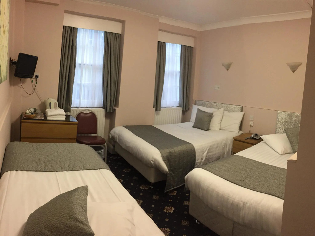 Astoria Hotel