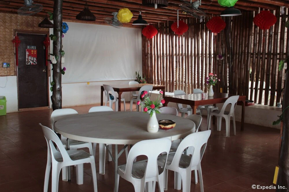 Coron Reef Pension House