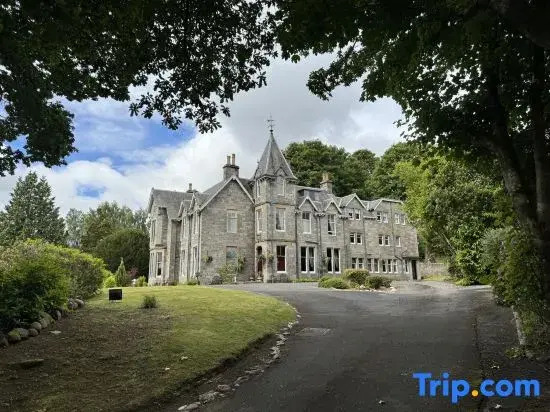 Wellwood House