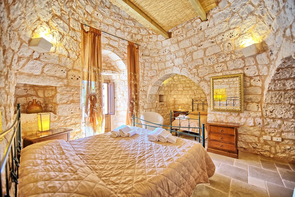 Trullo Santo Stefano by PosarelliVillas
