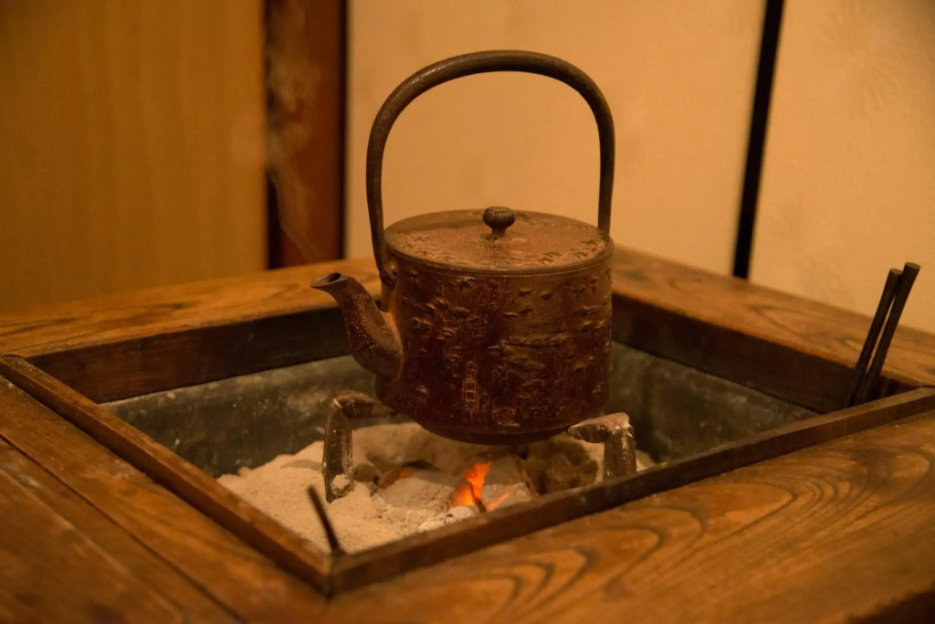 1日1組のお客様を御迎えする宿Hotobil An inn that welcomes one group of guests per day