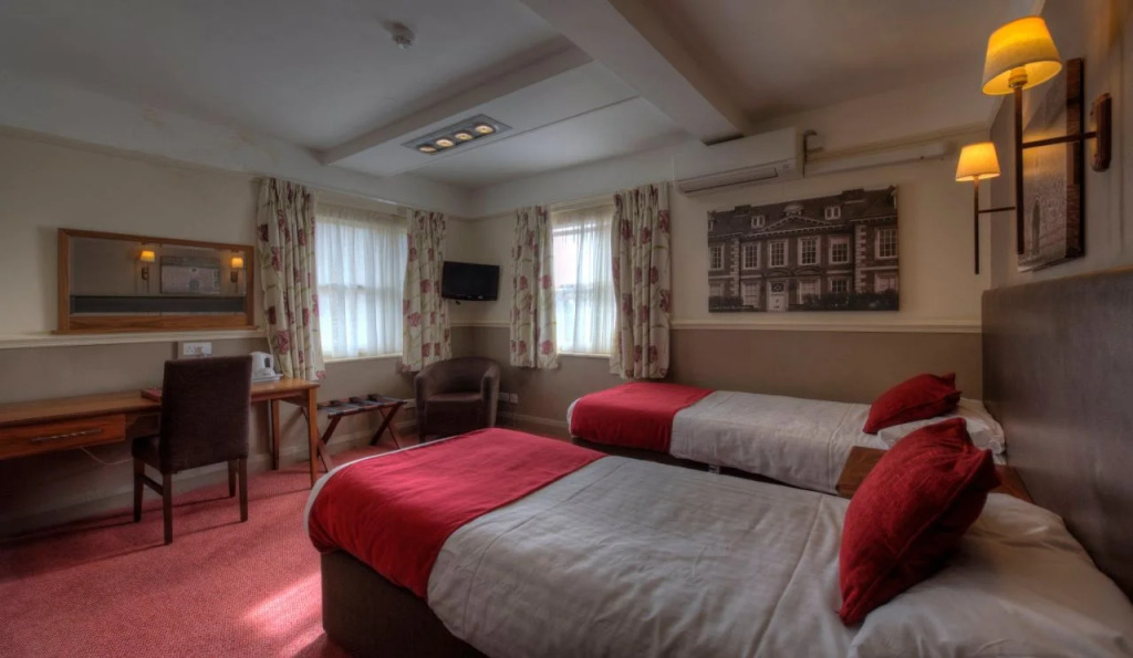 The White Hart Inn by Greene King Inns