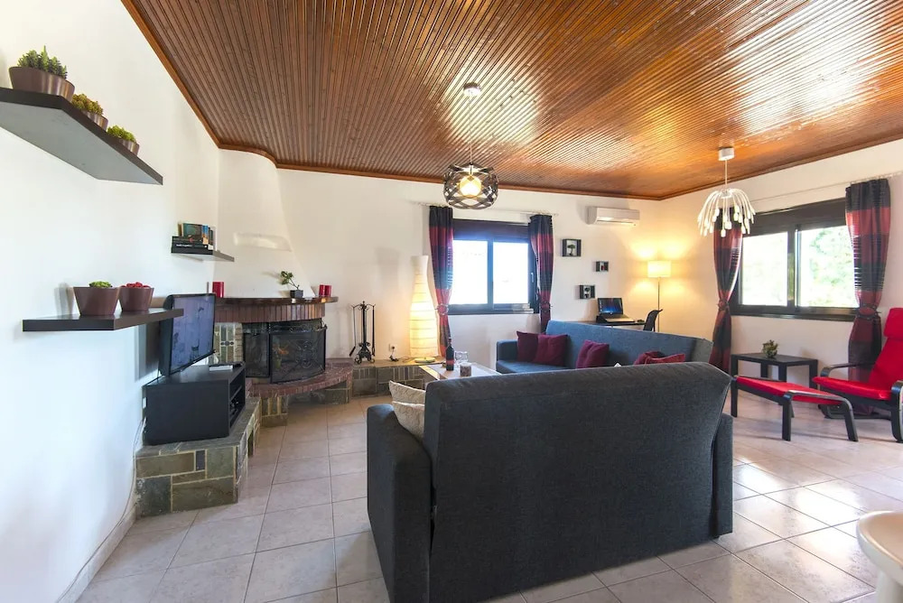 Villas Mina and Studios