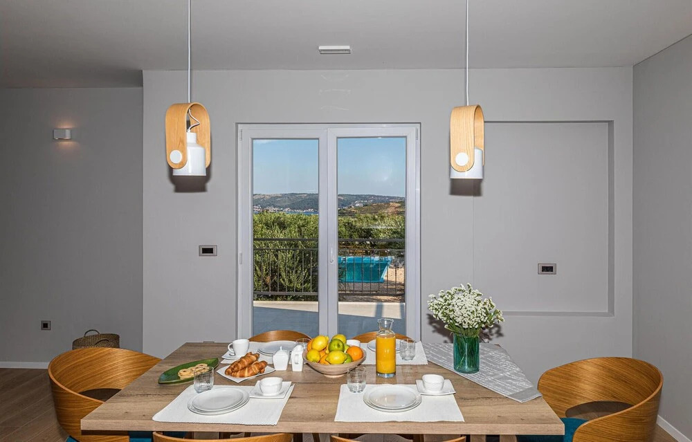 Lovely Home In Kastel Stafilic