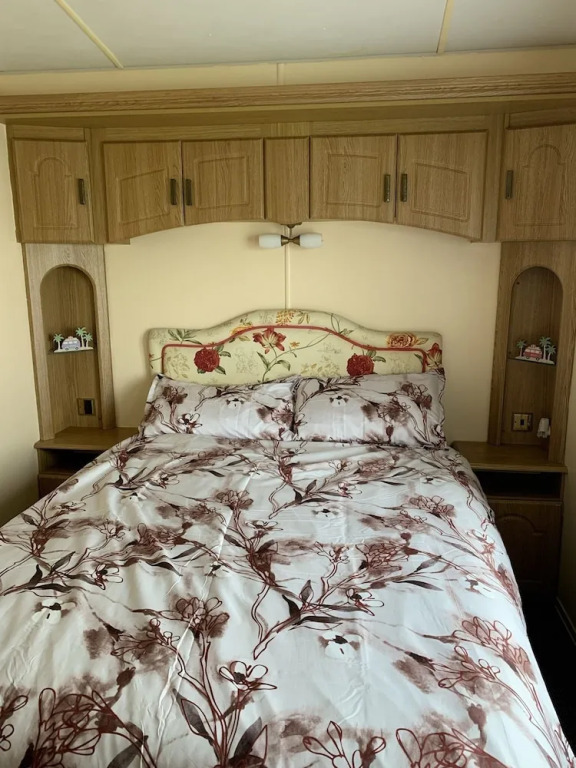 Remarkable 2-bed Caravan in Ingoldmells