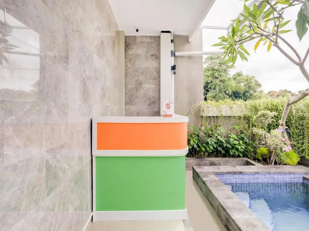 Oyo 90057 Riverside Bali Villas