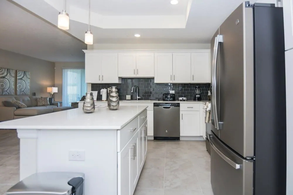 Family  Apartment at Storey Lake 272969