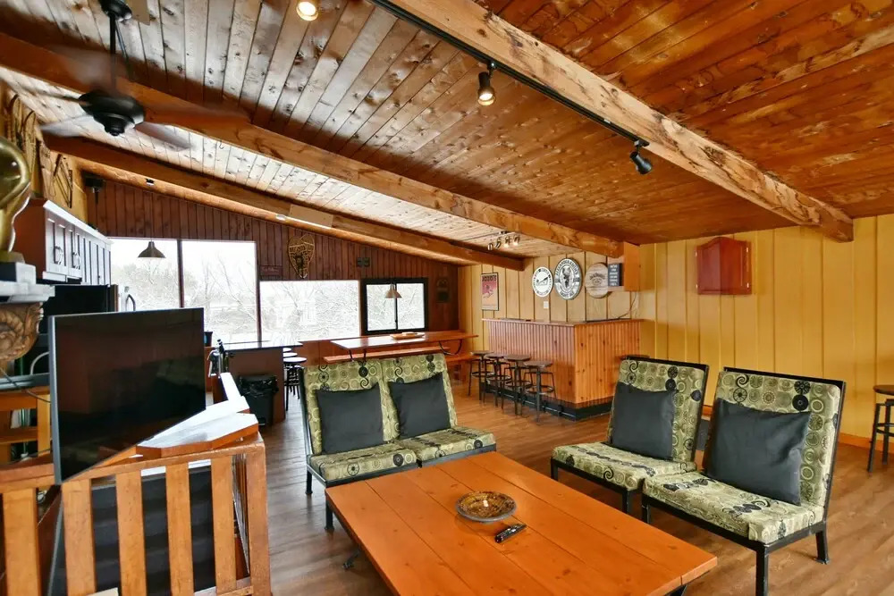 163 Tyrolean Rustic 4 bedroom chalet