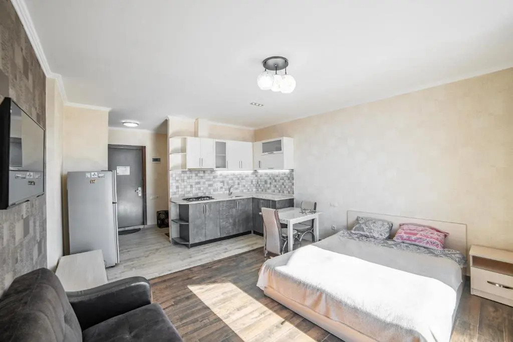 Sea Tower Apart 12