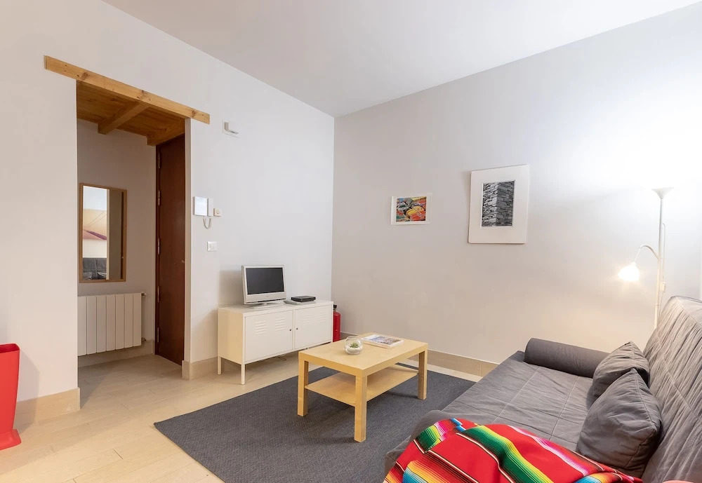 Indautxu XI Apartment by Aston Rentals