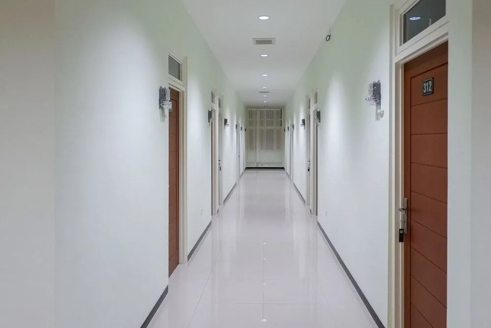 OYO 90217 Cmb 37 Guest House