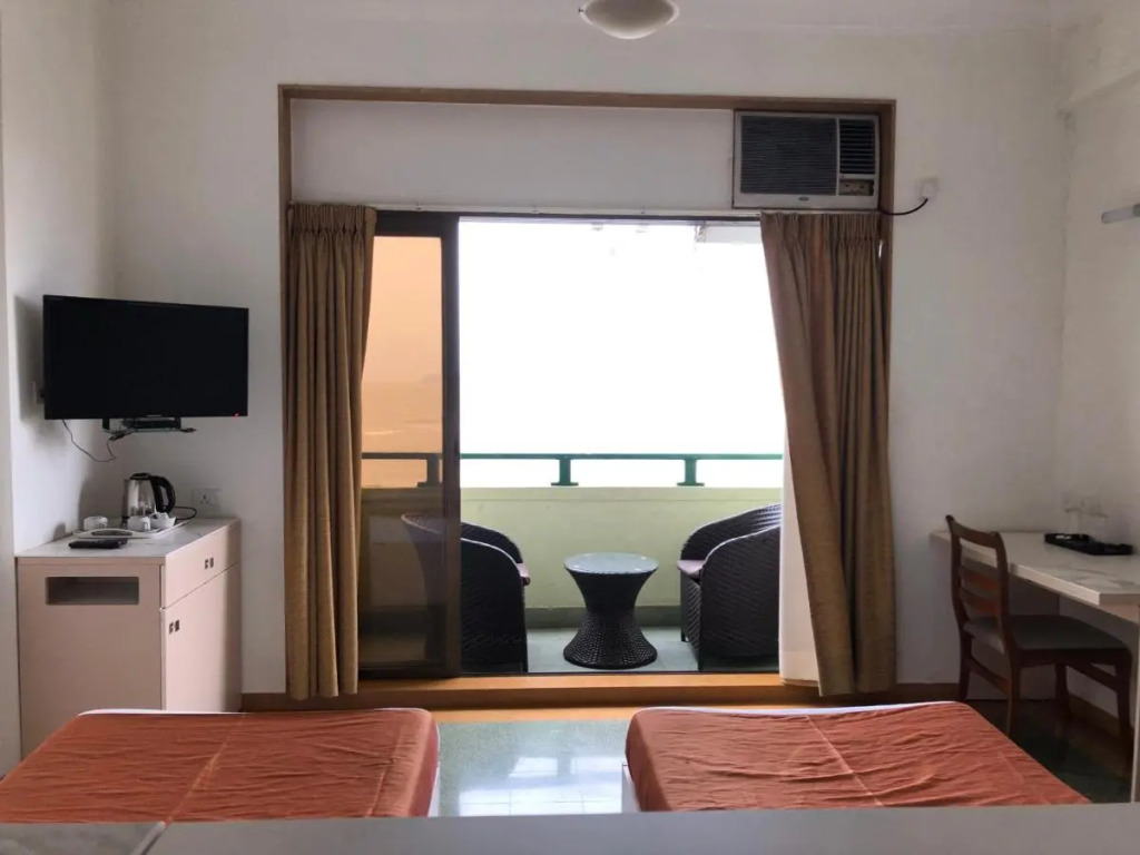 Sea Green Hotel