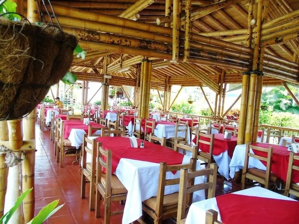 Eco Hotel Santa Barbara
