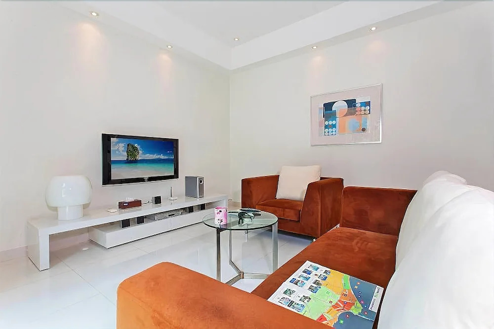 Neo Grand Villa 3 Bedrooms