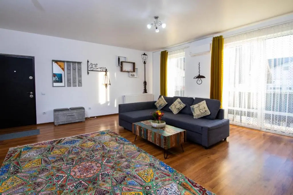 N & G Apartments