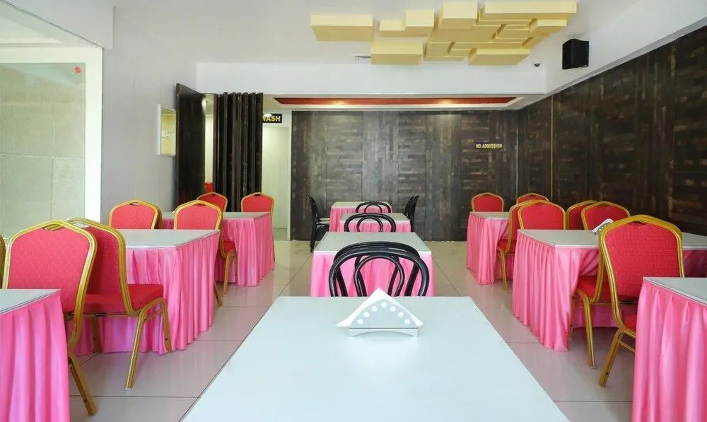 Ark Inn  Residency