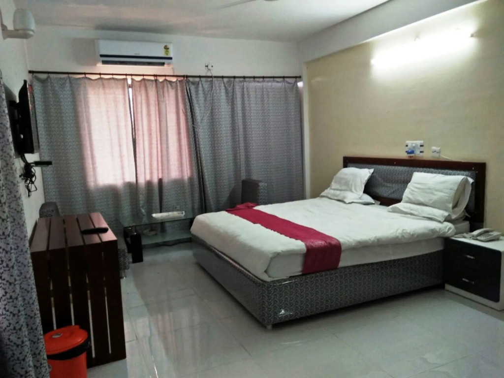Hotel R. K. Palace