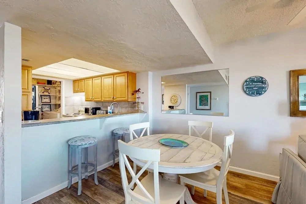 Oceanfront Condo With Resort Amenities, Beach Access and Pool