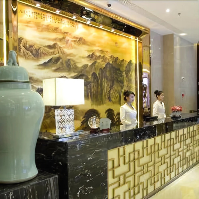 Huang'e International Grand Hotel