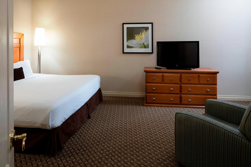 Delta Hotels by Marriott Grand Okanagan Resort