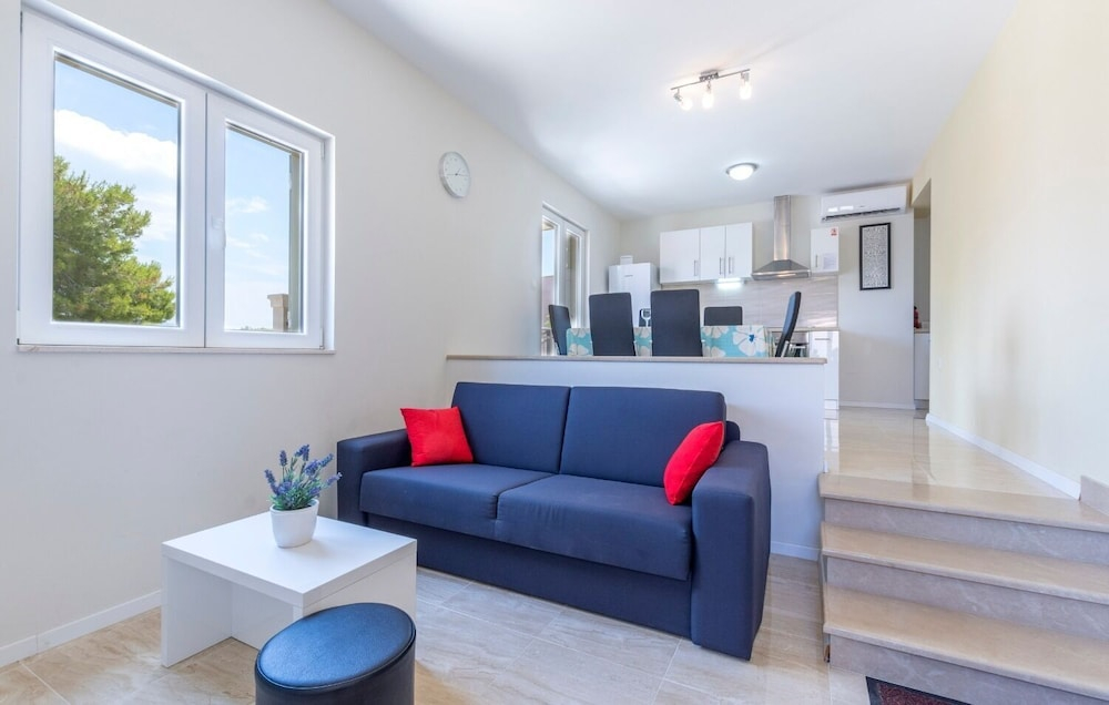 Apartments Dalis