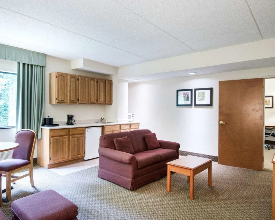 Comfort Inn & Suites LaVale - Cumberland