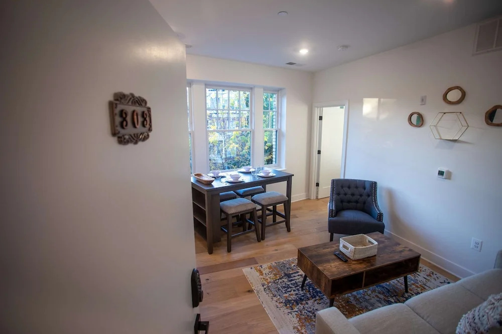 Woodley Suites & Residences